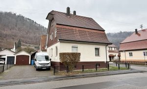 Aussenansicht mit Hof