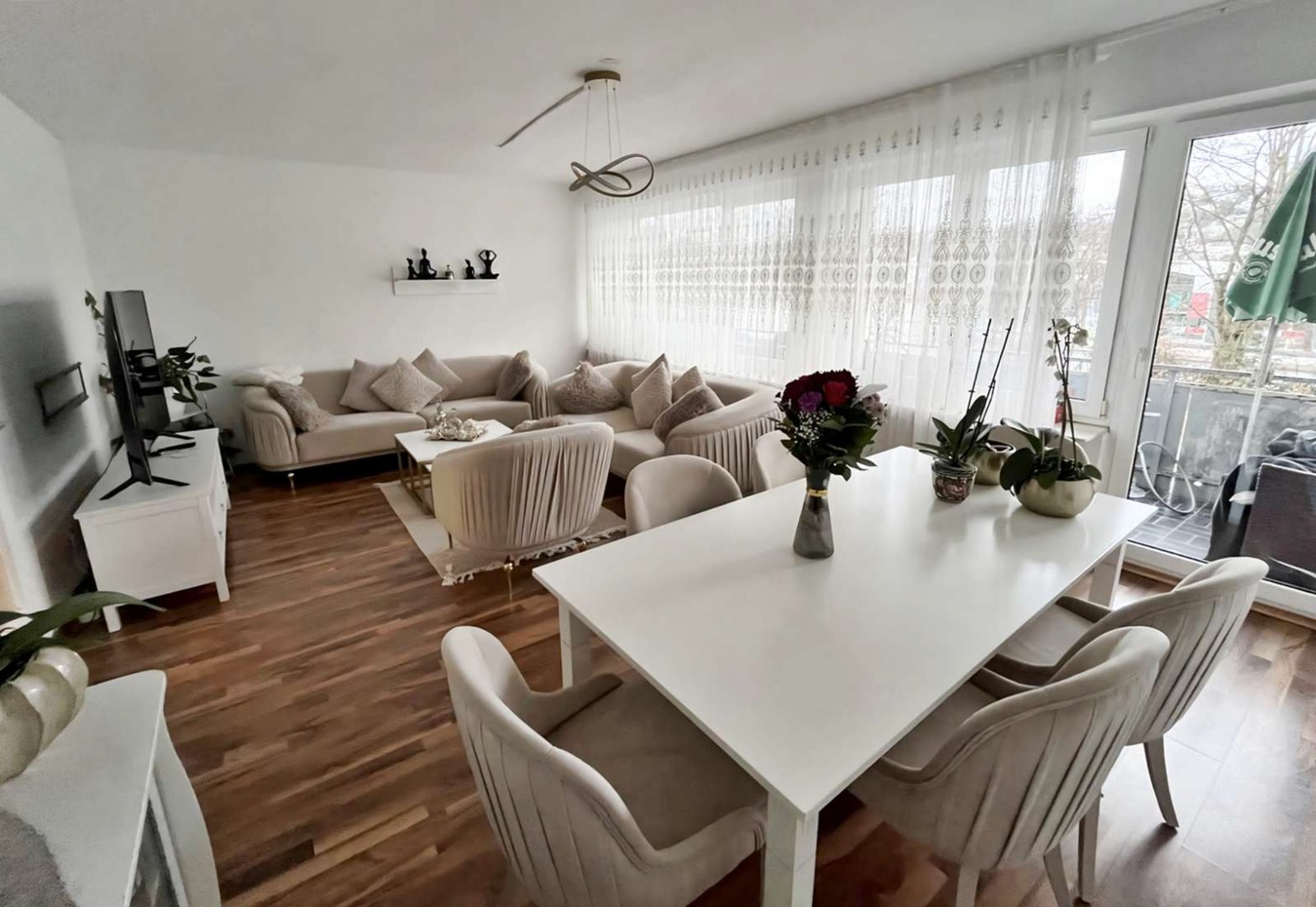 Mehr über den Artikel erfahren Sofort bezugsfrei: Gepflegte 3 Zimmer EG Wohnung mit Balkon in Tübingen