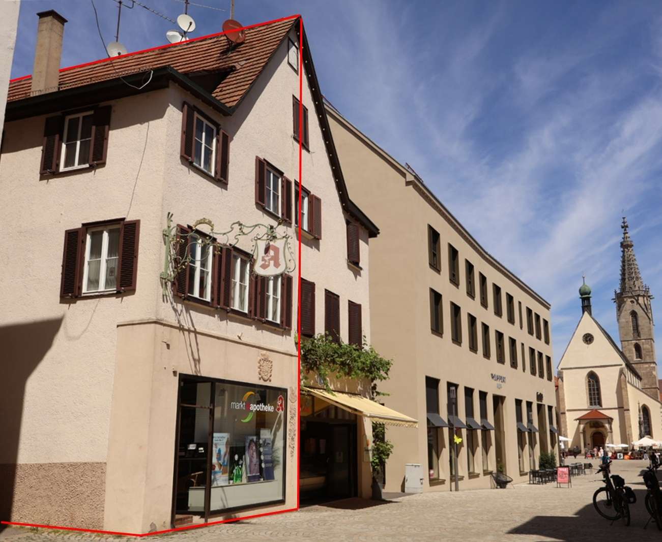 Mehr über den Artikel erfahren Ideale Kapitalanlage: Wohn- und Geschäftshaus mit Scheune im Herzen von Rottenburg