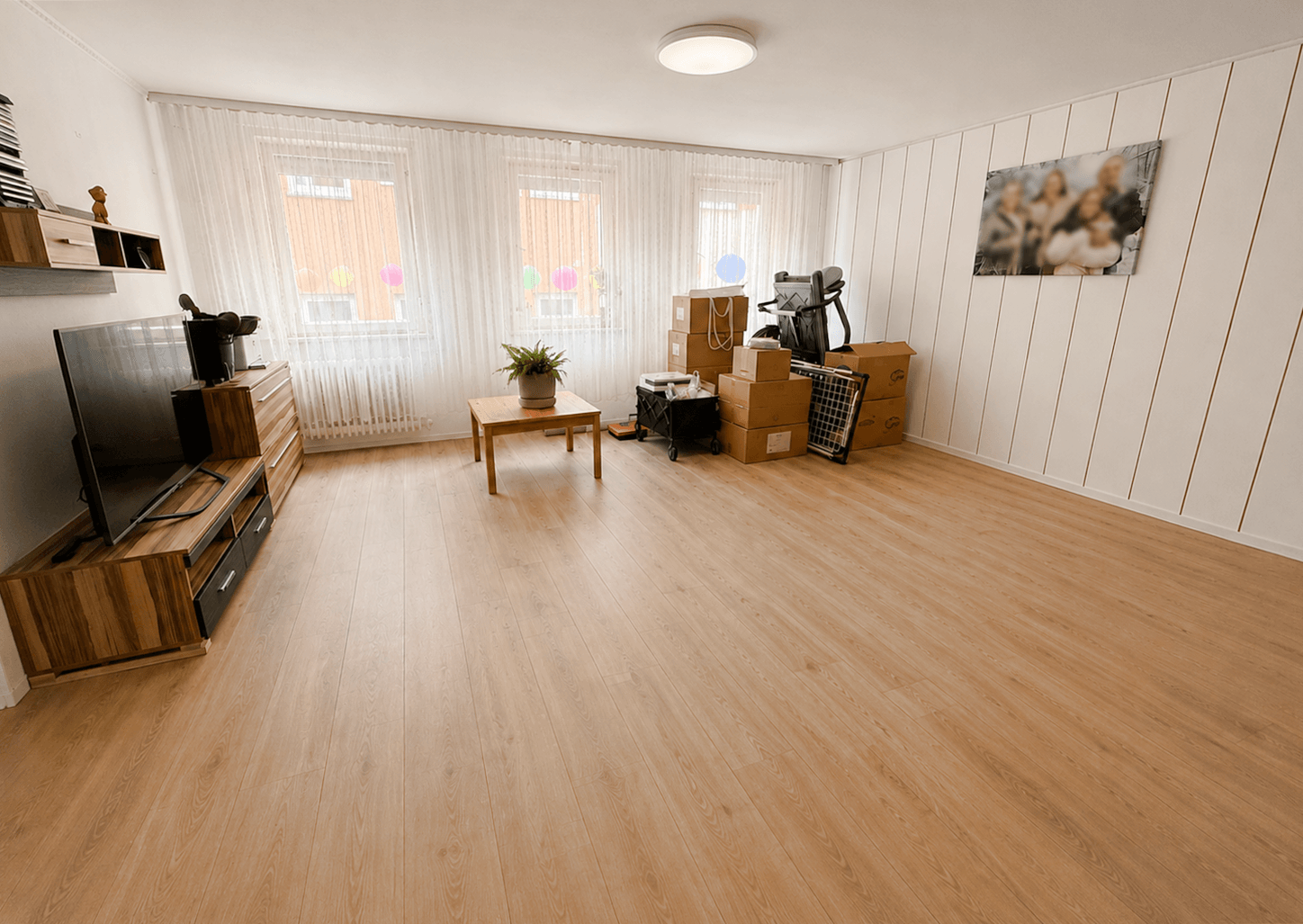Mehr über den Artikel erfahren Zentrale Lage: Großzügige 3 Zimmer Wohnung in Rottenburg