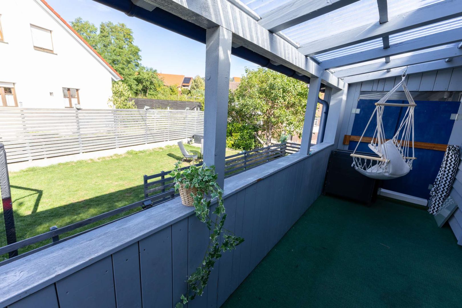 DHH1: Balkon DG