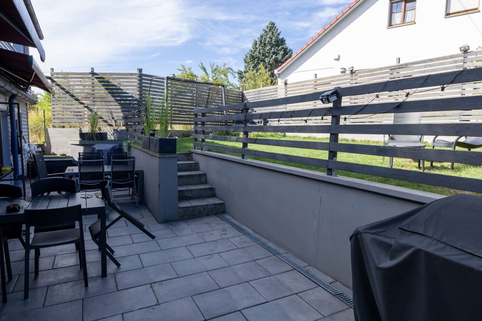 Terrasse + Garten